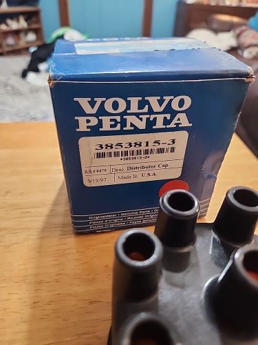 1 new genuine volvo penta distributor cap only no o ring 3853815