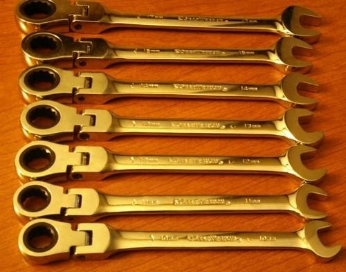 New gearwrench metric 7 piece flex head wrench set