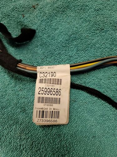 2008-2012 chevy malibu passenger front door wiring harness oem. s32