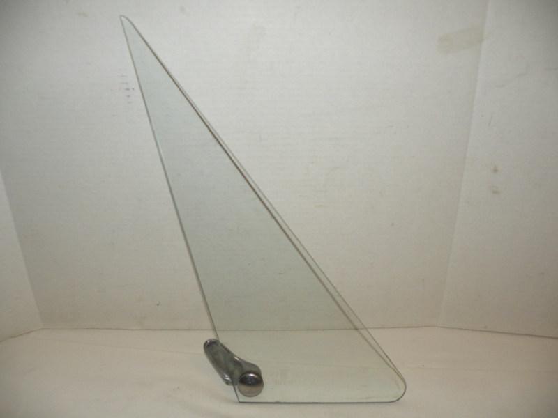 #3132  1973-1979 chevy gmc truck vent window glass  right side  oem