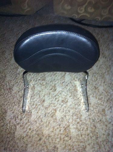 Harley davidson detachable backrest with backrest pad