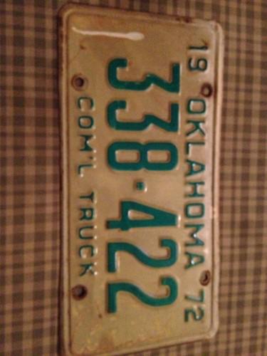 Vintage auto part 1972 oklahoma com'l trailer license plate 338-422 420.