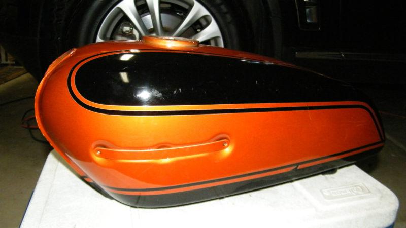 Yamaha ds7 250 r5 350 gas tank  1970 - 1972