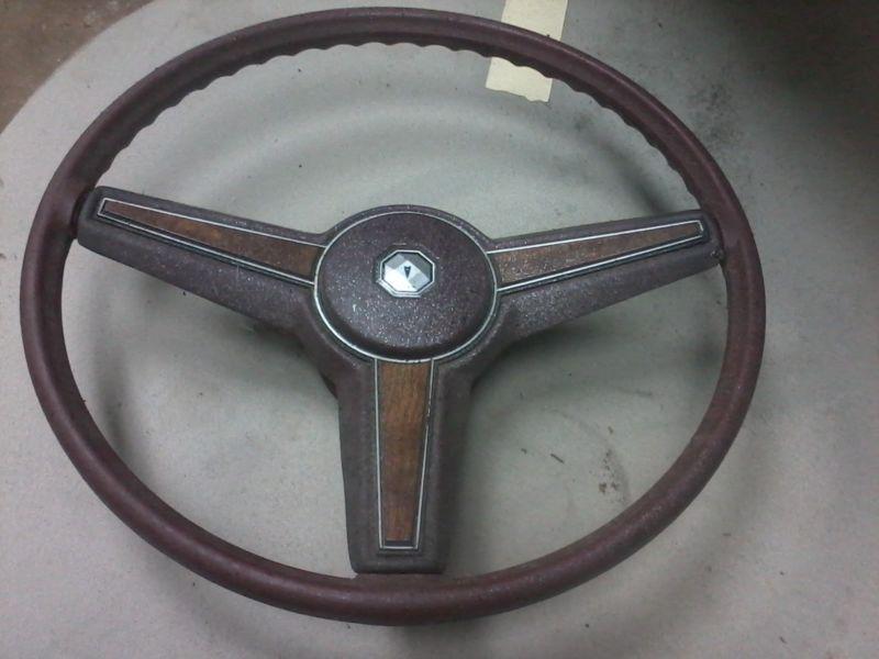 Pontiac steering wheel- grand prix 