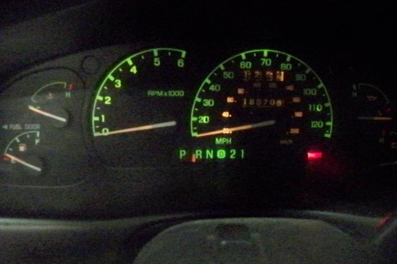 00 01 ford explorer speedometer cluster 4 dr exc. sport trac mph f008od 82135