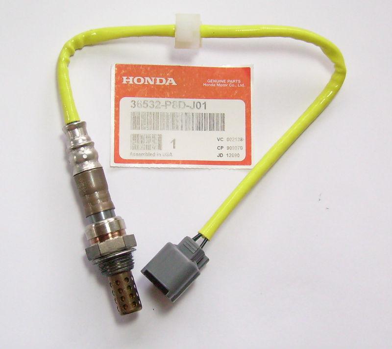 New genuine acura oxygen rr sensor  tl '99 ~ '03  oem part #  36532-p8d-j01