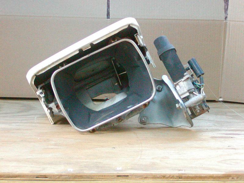 86 to 88 supra headlight motor, right hand side part # 85660-14040