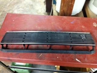 1978-1979 toyota celica st grill with badge