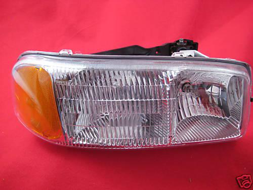 99-06 gmc sierra / 00-06 yukon headlight headlamp right passenge halogen new