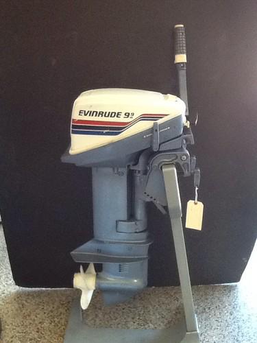 1977 evinrude 9.9 hp outboard motor short shaft tiller