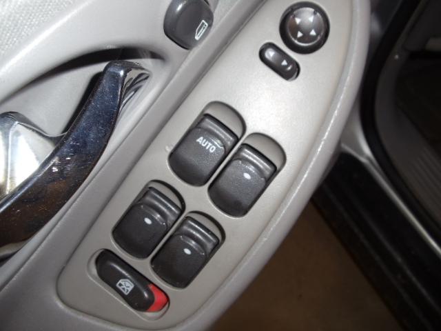 04 05 06 07 08 09 malibu left electric door switch (130079) 126591