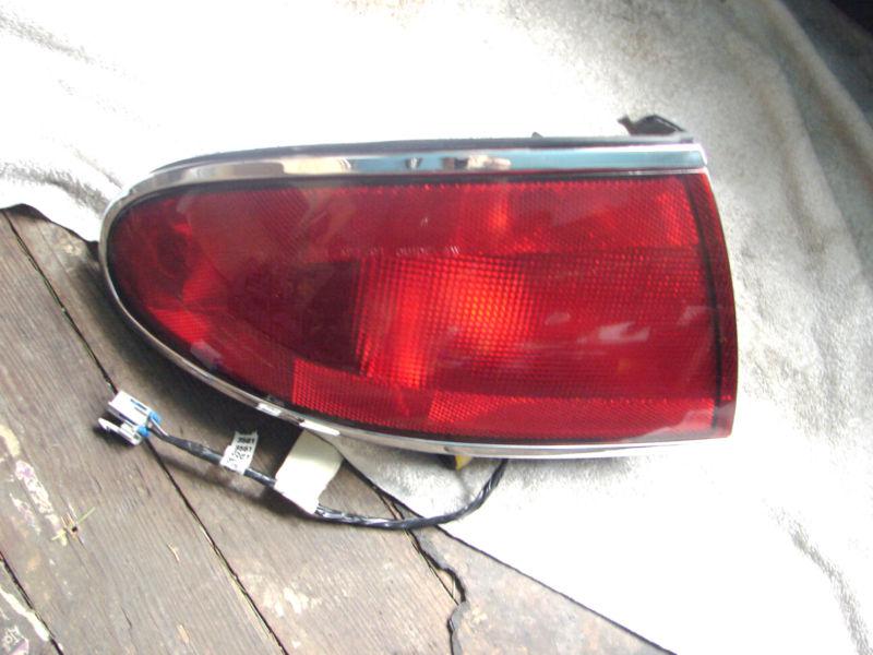 1997 98 99 00 01 02 03 04 05 century tail light oem lh