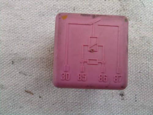 Mercedes w140 heated rear pane relay 0015427419