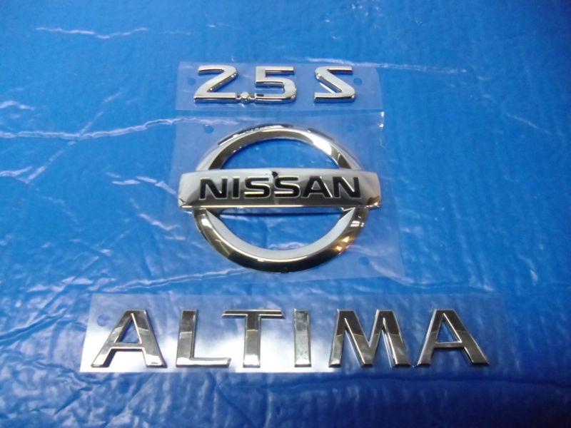 Original nissan altima 07 - 12 trunk emblem & altima + 2.5 letter decals oem 