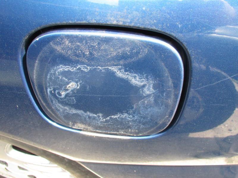 01 saturn s series coupe fuel filler door 189509