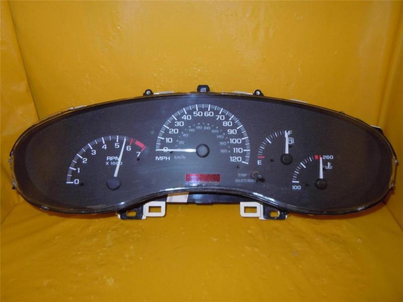 01 02 03 malibu speedometer instrument cluster dash panel gauges 101,990