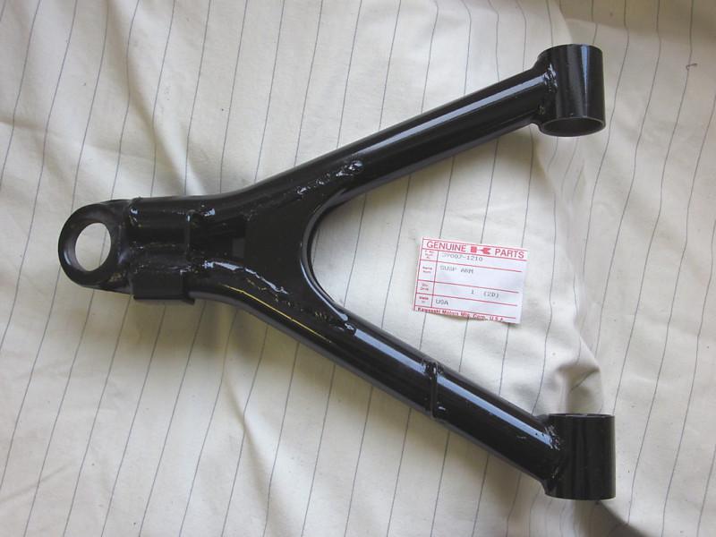 Kawasaki klf300 b1 b2 b3 b4 bayou uni trak suspension arm fr,rh 39007-1210 nos