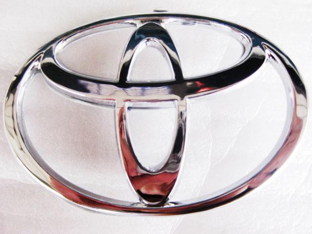 Toyota logo badge emblem 