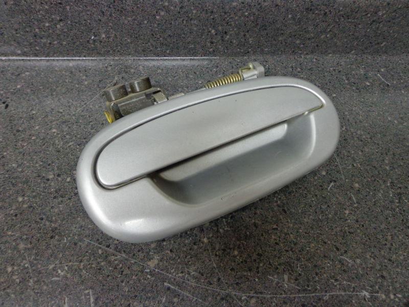 Ford expedition f150 silver passenger right side door handle  97-02