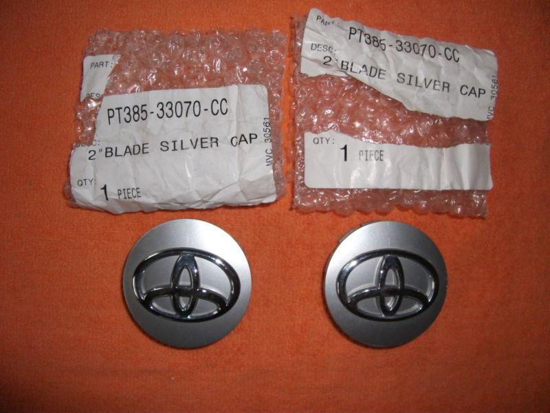 2 nice used 2007 toyota camry factory wheel center caps 