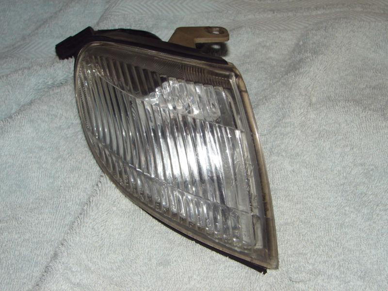 1997 98 99 00 millenia headlight mtd park signal corner light rh