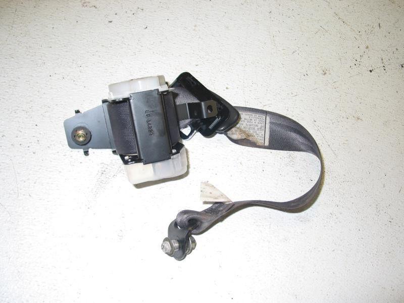 03 04 05 hyundai sonata left rear seat belt