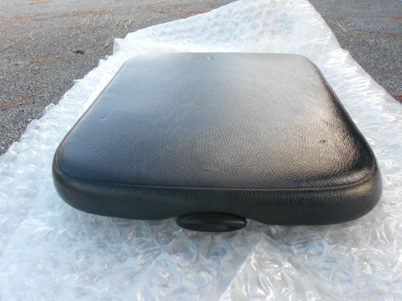 Dodge ram 1500 2500 3500 armrest arm rest center console lid oem 02 03 04 05 06