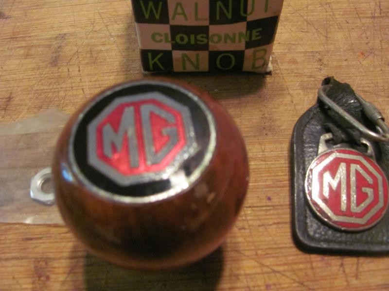 Mga mgb mg midget shift knob and matching key fob    1963 to 74
