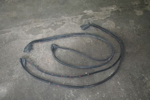 Corvette c5 main door weatherstrip 1997-2004