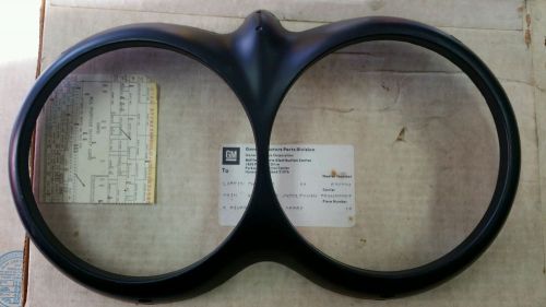 Corvette c1 1958-62 nos nib original headlight bezel part#3779239