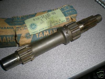 Nos yamaha sw433 drive axle 838-17421-00