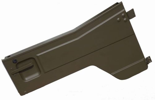 Door front lower rh    steyr puch pinzgauer  7111760000