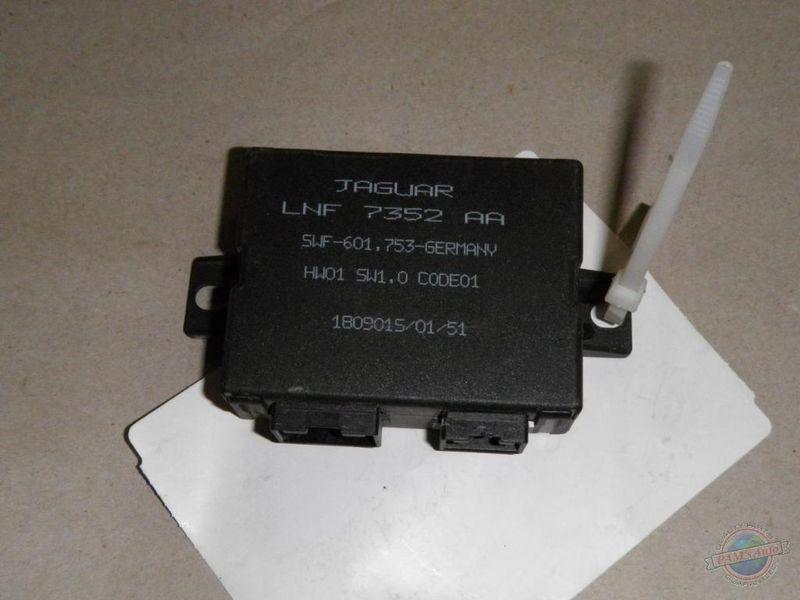 Navigation bcm/ecu xj8 759273 00 01 02 03 navi ecu park assist lnf 7352 aa