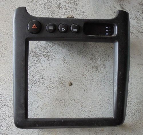 1998 1999 2000 kia sportage radio climate control bezel with switches clock 4x4