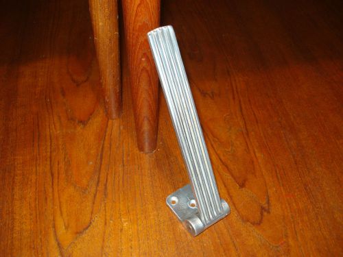 Ribbed alloy accelerator pedal, may suit fx fj fe fc fb ek ej eh hd hr