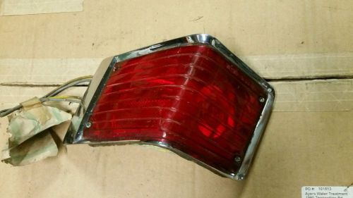 Jeep wagoneer 62 63 64 65 66 67 right taillight assembly