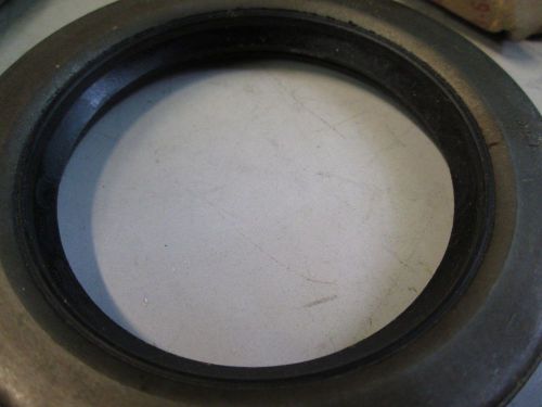 Seal plain enclosed e1515 b2