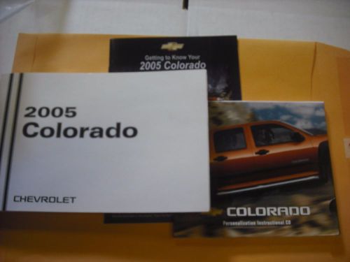 2005 chevrolet colorado  owners manual &amp; quick ref &amp; cd