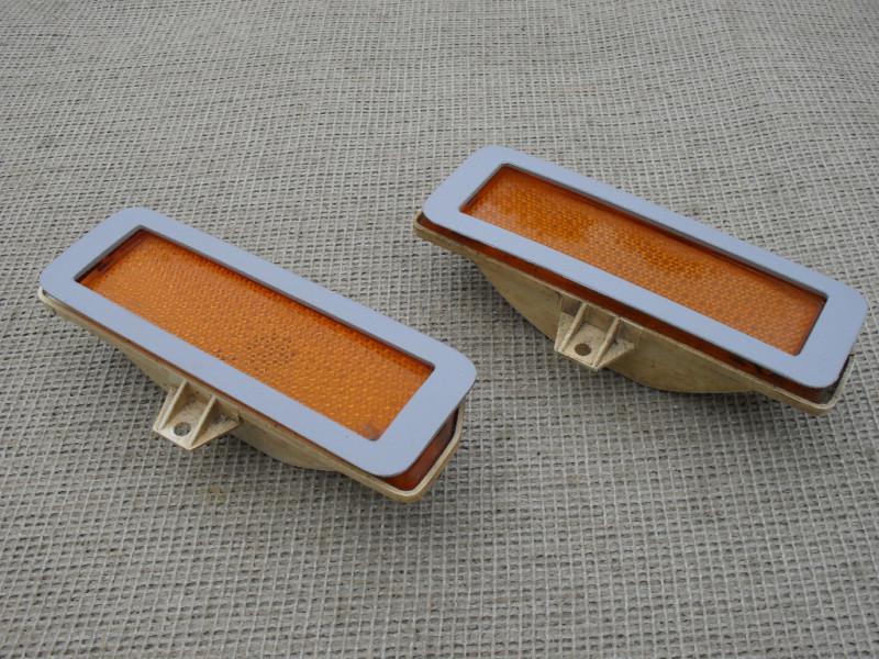 Ford 1971 72 73 mustang mach-1 boss side marker light