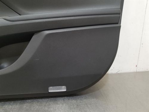 18 2018 toyota camry oem passenger right front door trim panel black