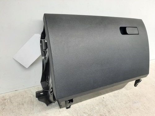 2021 mercedes benz a class 4 door saloon black glove box