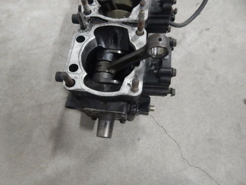 Arctic cat snowmobile 1996-1998 zr 440 crankcase/crankshaft 3004-953 3005-258