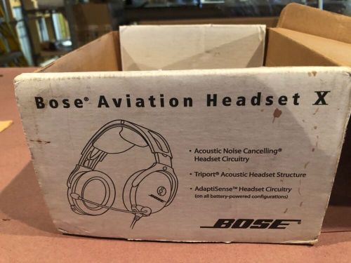 Bose aviation x headset, like new, original bag and box