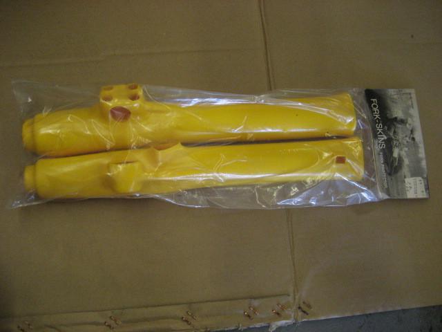 Vtg nos 81-83 yamaha yz125 fork skins fork protector guard vintage mx ahrma