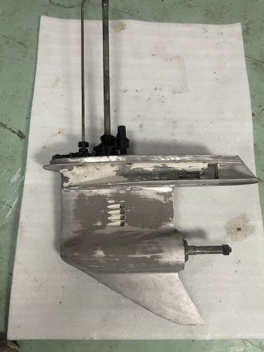 1978 - 1991 johnson evinrude 20&#034; lower unit 85 88 90 100 110 115 140 hp v4 omc