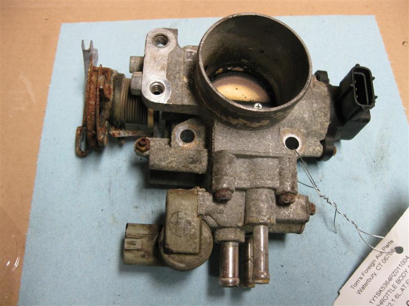 Throttle body prizm 1993 93 1994 94 1995 95