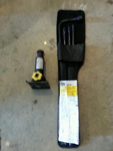 1999-2012 oem gm chevy silverado sierra tahoe jack and tool kit *nice*