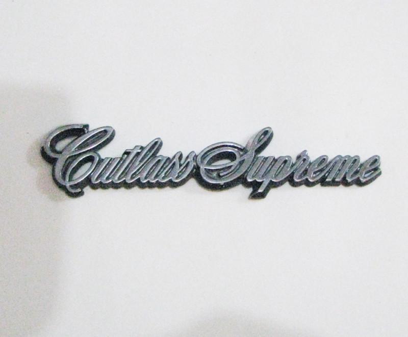 81-88 cutlass supreme emblem