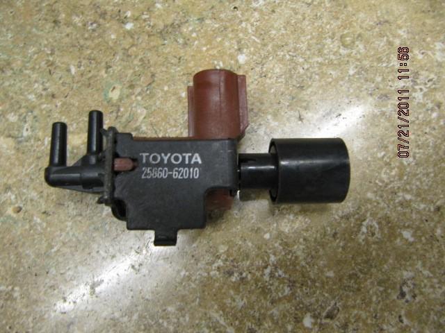 Toyota vsv sensor 25860-62010 4runner avalon solara 3