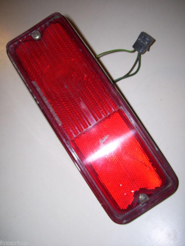 1967-72 chevy & gmc panel van & suburban tail light assy 5959372 guide 1ta -ch35